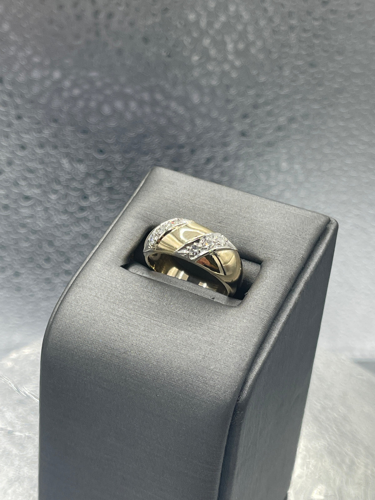 A Beautiful Ladies 14 Karat Gold Dome Style Ring with Angled Diamond Bars