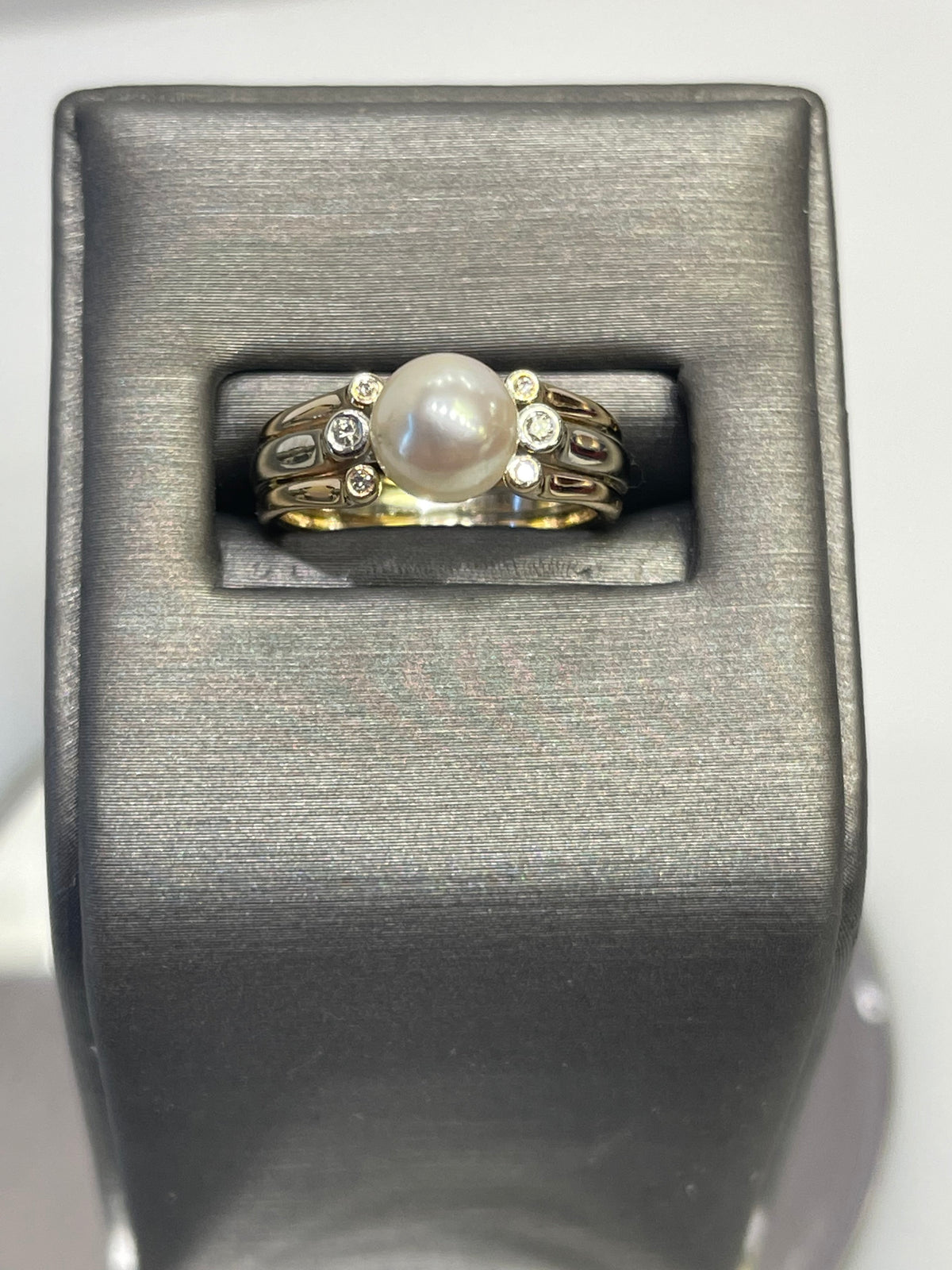 14 Karat Yellow And White Gold - Pearl And Diamond Ring - Philadelphia Gold & Silver Exchange