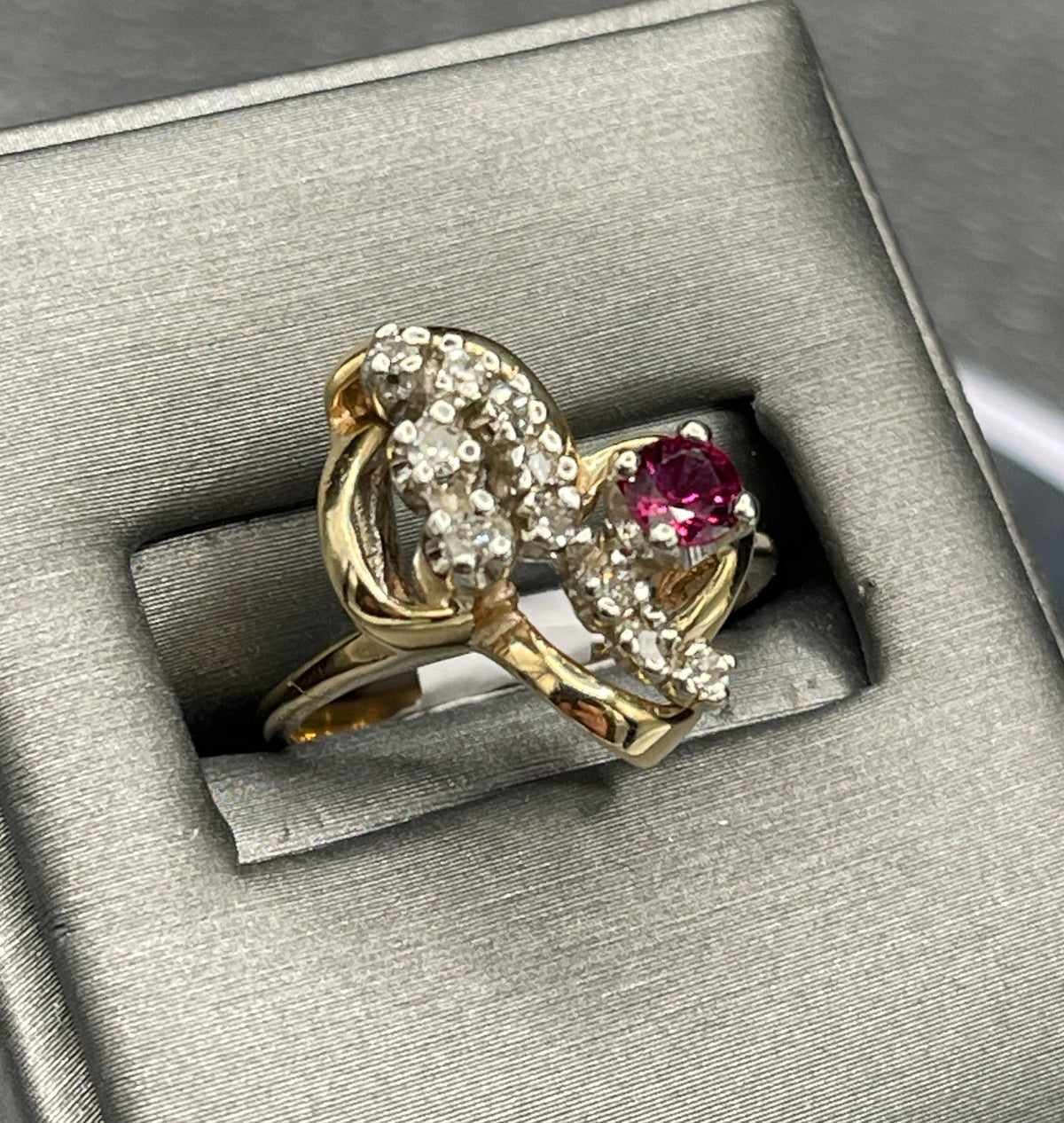 14 KARAT YELLOW GOLD DIAMOND & RUBY RING - Philadelphia Gold & Silver Exchange