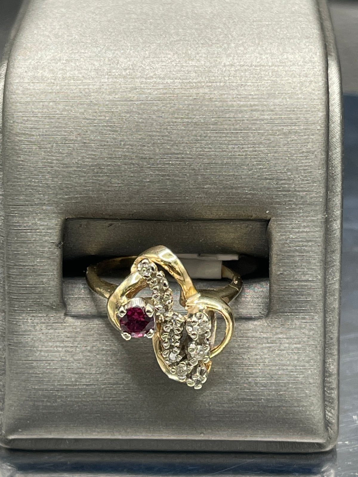 14 KARAT YELLOW GOLD DIAMOND & RUBY RING - Philadelphia Gold & Silver Exchange
