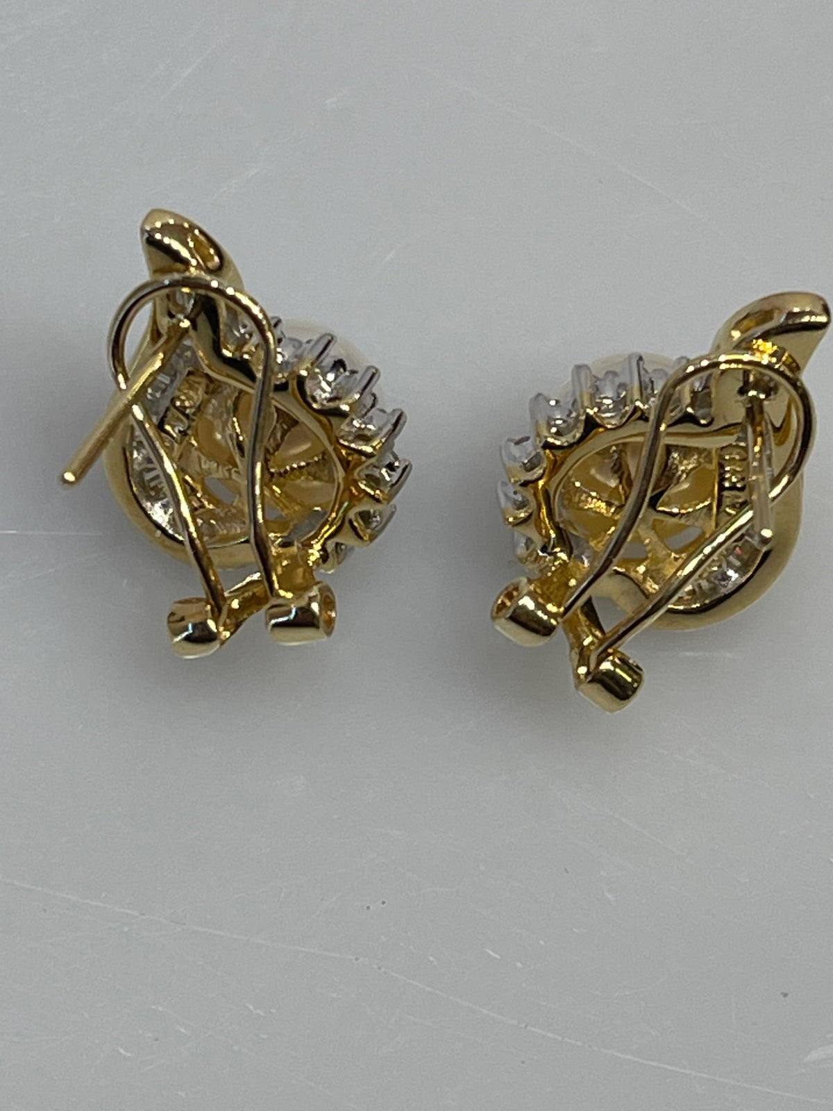 View five of Ladies 14 Karat Yellow Gold Diamond And Pearl Earrings