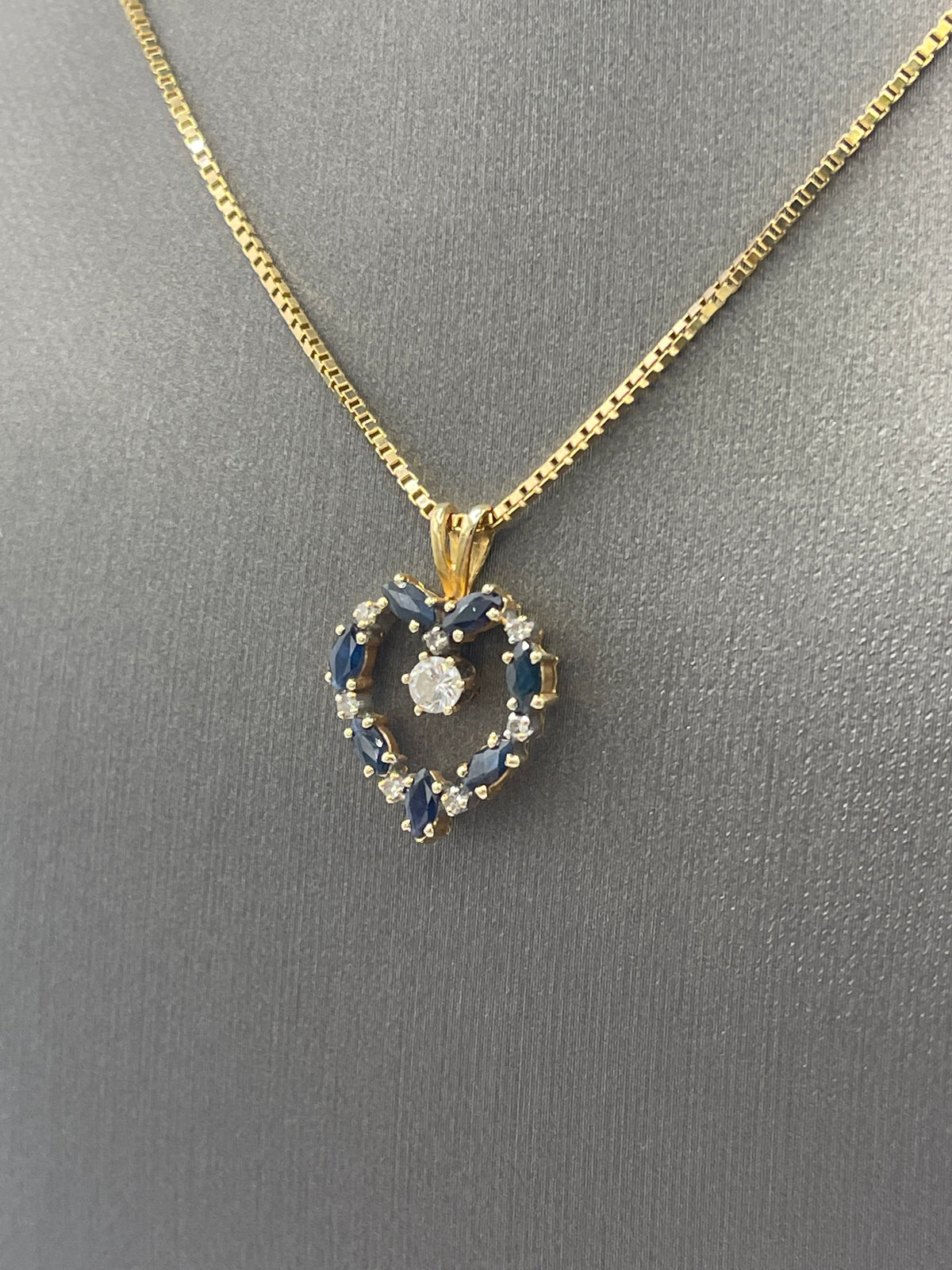 A Fabulous Ladies 14 Karat Gold Sapphire & Diamond Heart Pendant