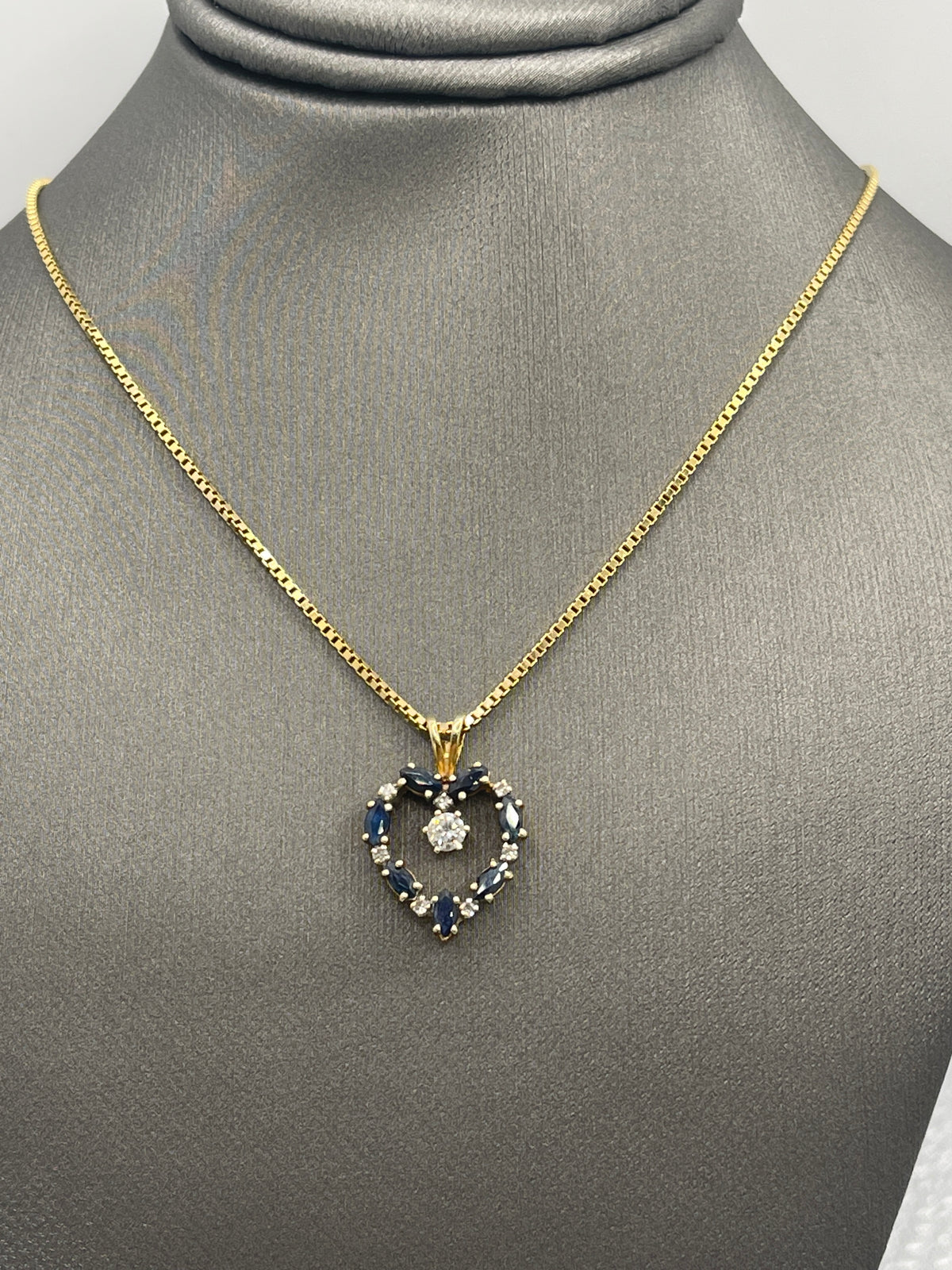 A Fabulous Ladies 14 Karat Gold Sapphire & Diamond Heart Pendant