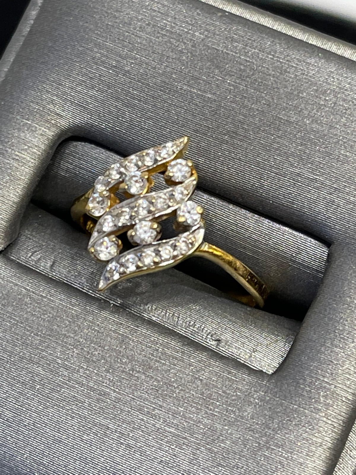 21K YELLOW GOLD CUBIC ZIRCONIA RING - Philadelphia Gold & Silver Exchange