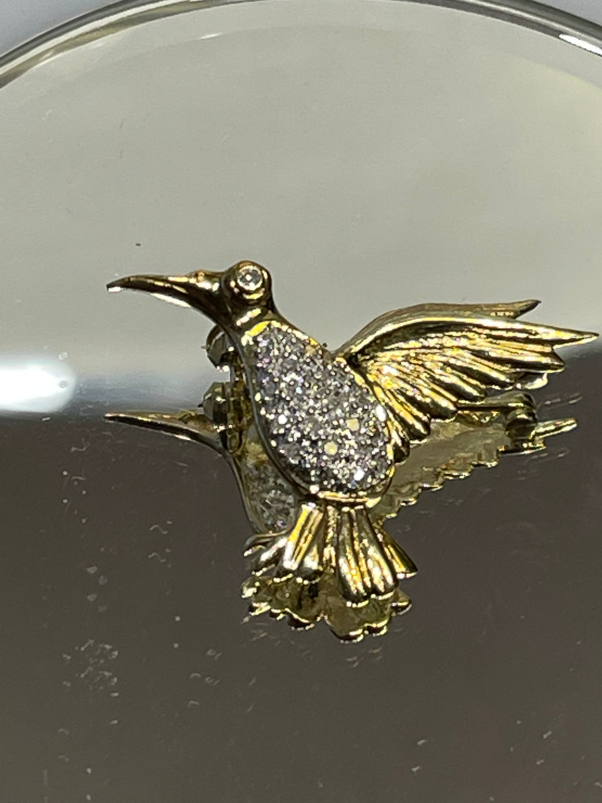 Vintage 10 Karat Yellow Gold Diamond Hummingbird Shaped Pin Pendant