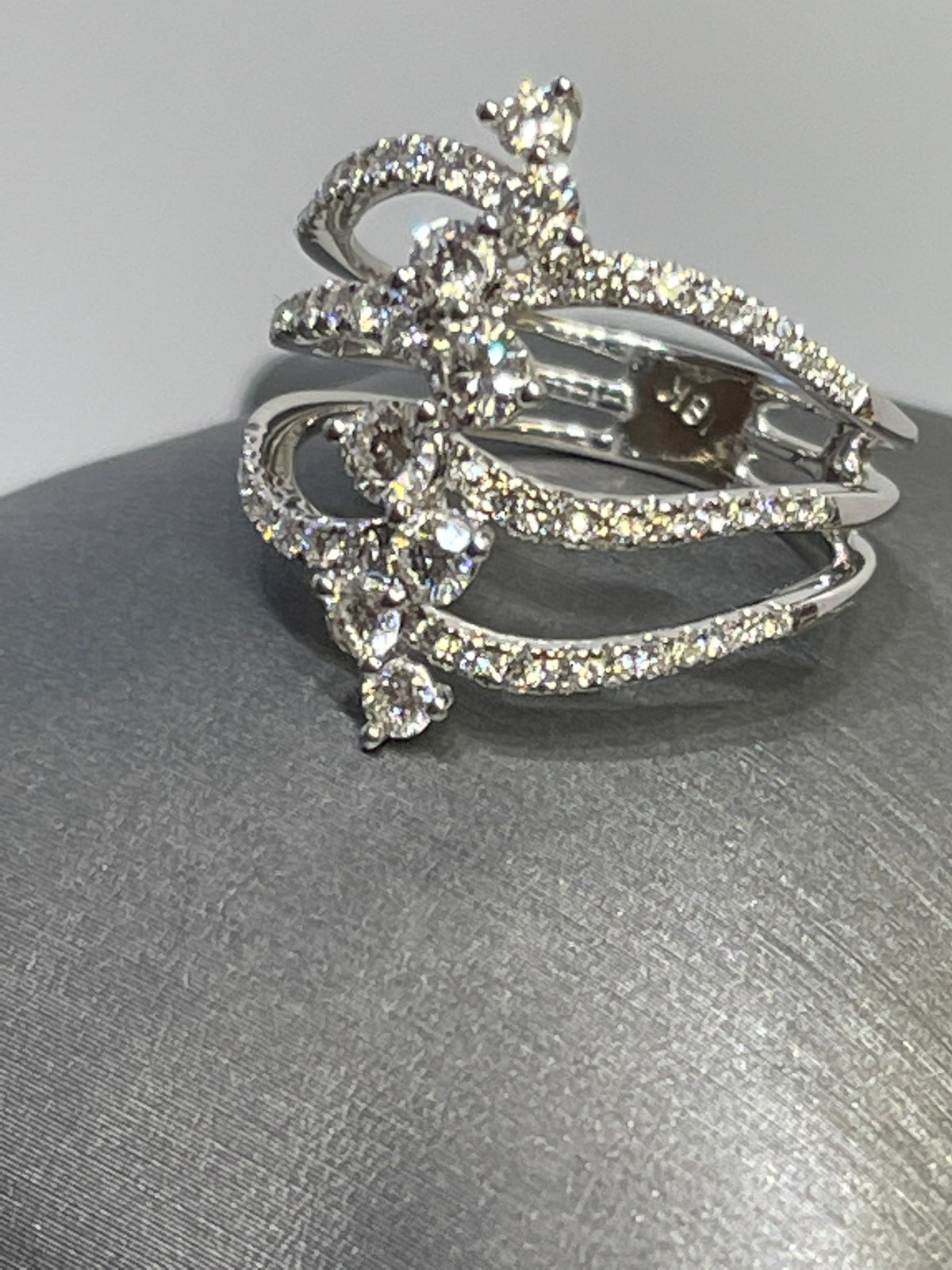 18KT White Gold Diamond Ring North South Type Design
