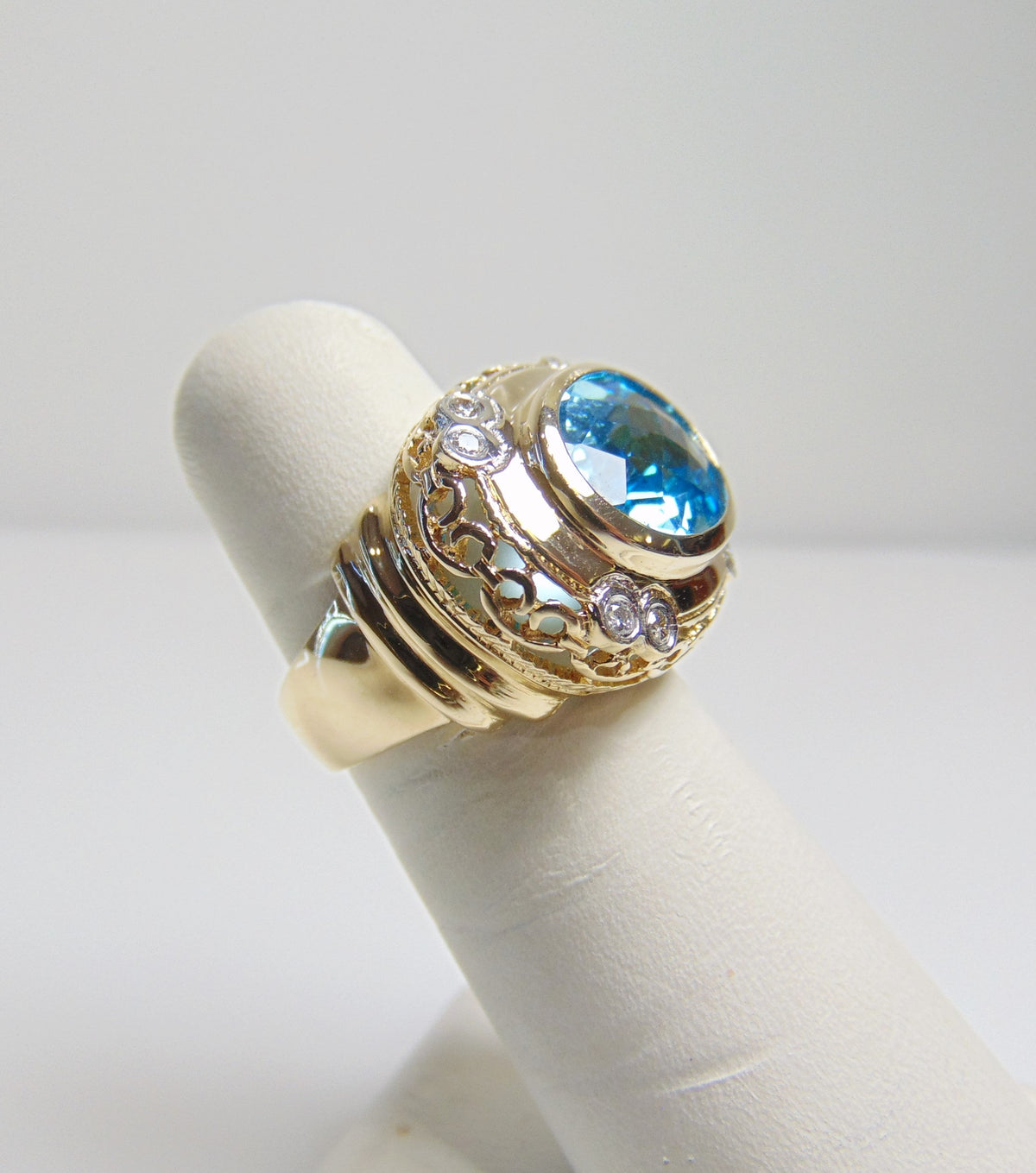14 Karat Yellow Gold Blue Topaz And Diamond Ring - Philadelphia Gold & Silver Exchange