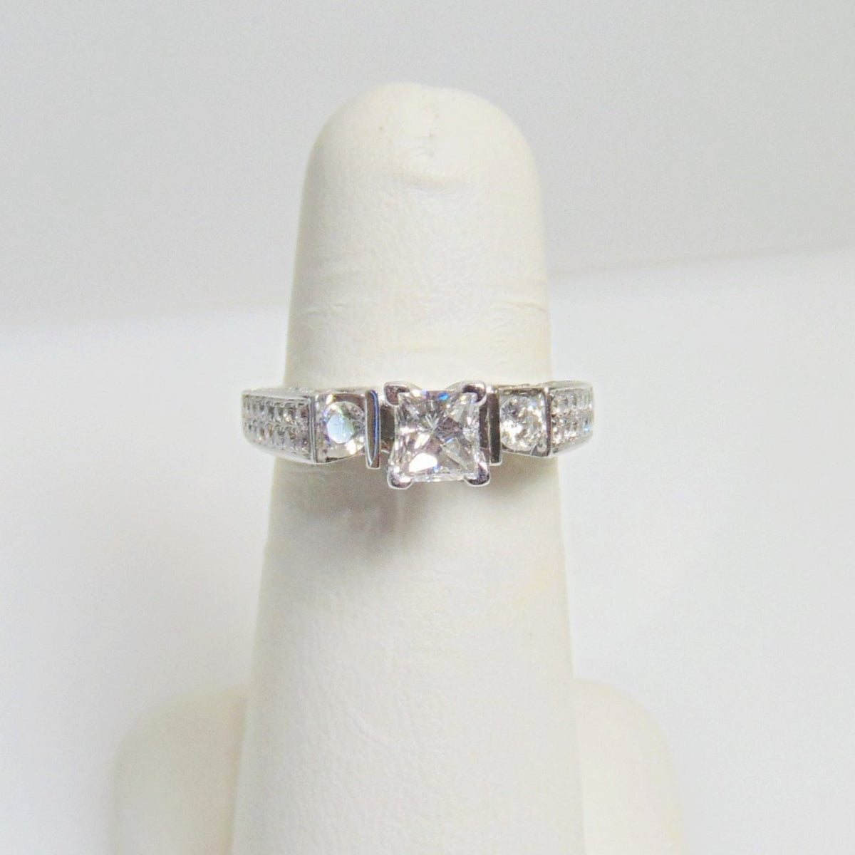 14 Karat White Gold Princess Cut Diamond Engagement Ring - Philadelphia Gold & Silver Exchange