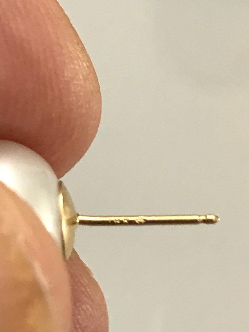 14 Karat Solid Yellow Gold Mobe Pearl Stud Earrings - Philadelphia Gold & Silver Exchange