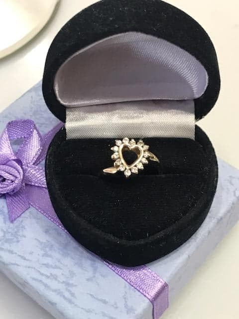 14 Karat Solid Yellow Gold Diamond Heart Ring - Philadelphia Gold & Silver Exchange