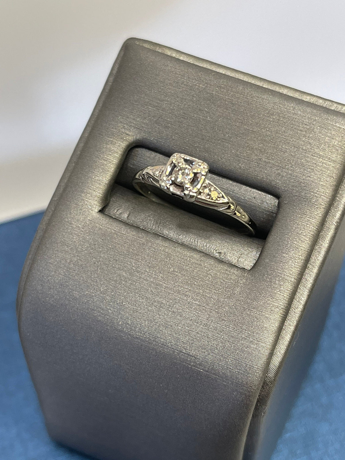 Vintage 14K White Gold Diamond Engagement Ring - Philadelphia Gold & Silver Exchange
