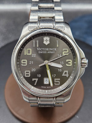 Vintage Victorinox Swiss Army Officers Gent watch