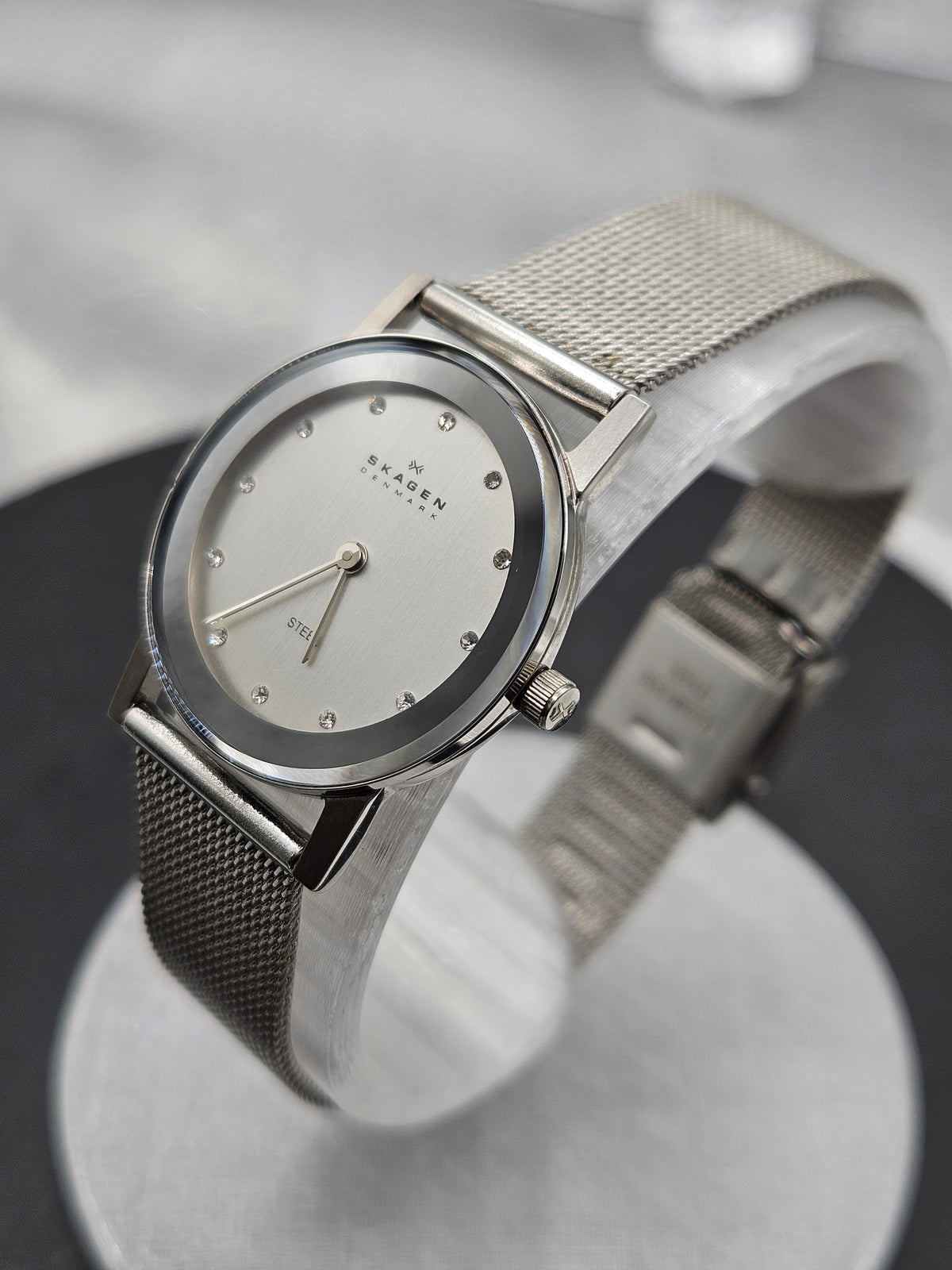 Vintage Skagen stainless steel watch. Jewel hour markers and mesh strap
