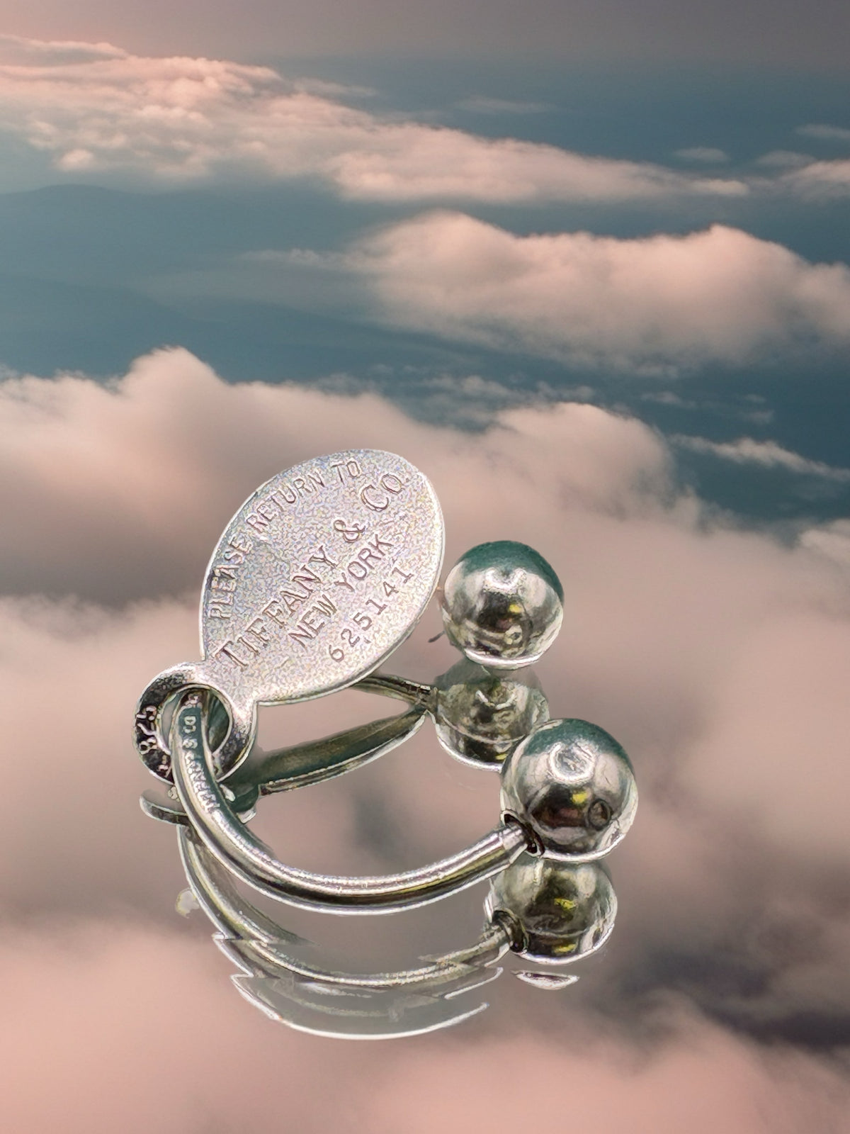 TIFFANY & Company Oval Key Ring