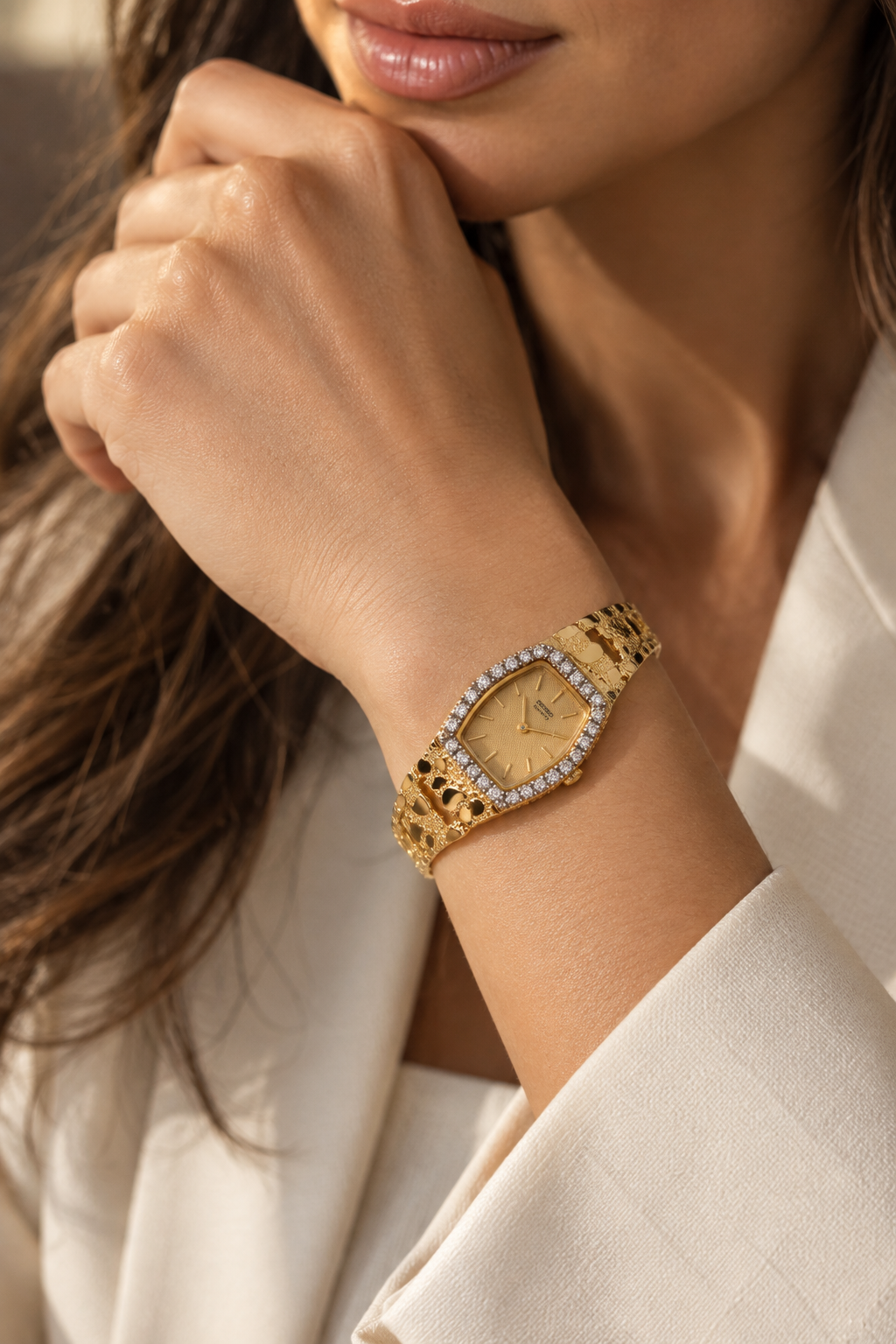14 Karat Yellow Gold Pre-Owned Ladies Seiko Diamond Nugget Watch, photo 2