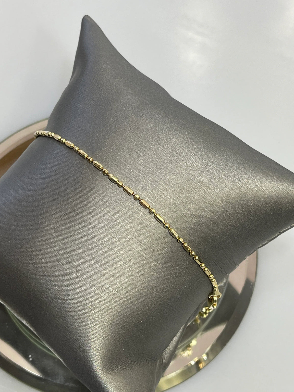 14KT Y/G Bead And Ball Ankle Bracelet 9 1/2" Long