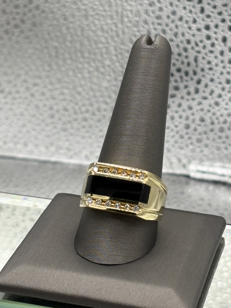 View five of Gents 14 Karat Yellow Gold Diamond & Black Onyx Ring