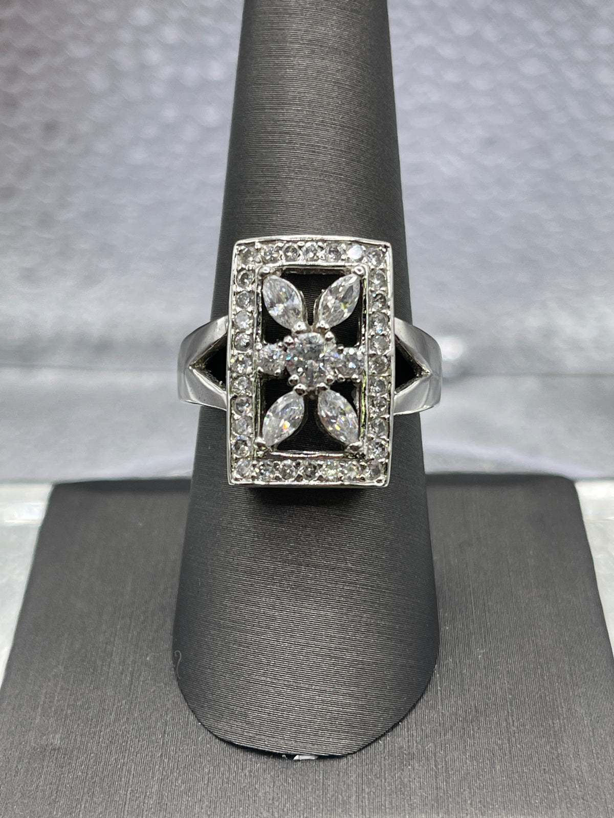 Ladies Sterling Silver Floral Cocktail