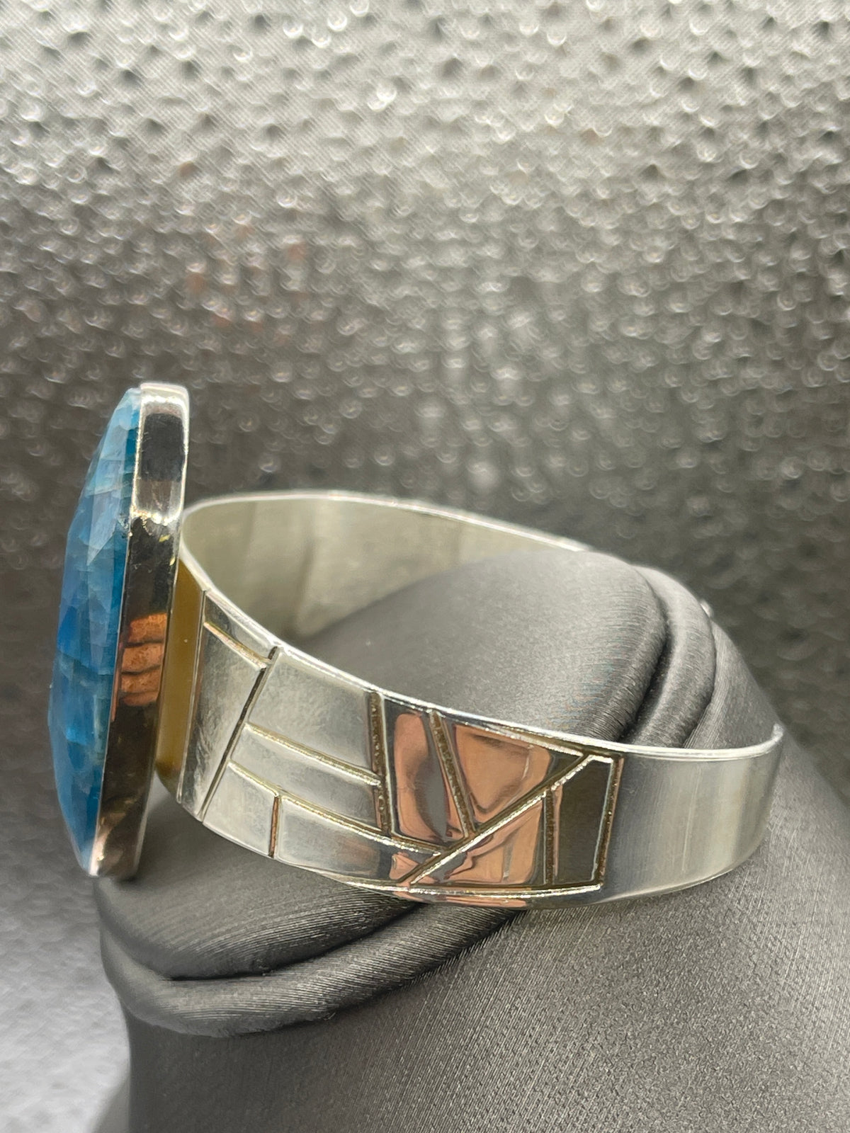 Ladies Sterling Silver Cuff Bracelet With A Blue Apatite Trigonal Stone