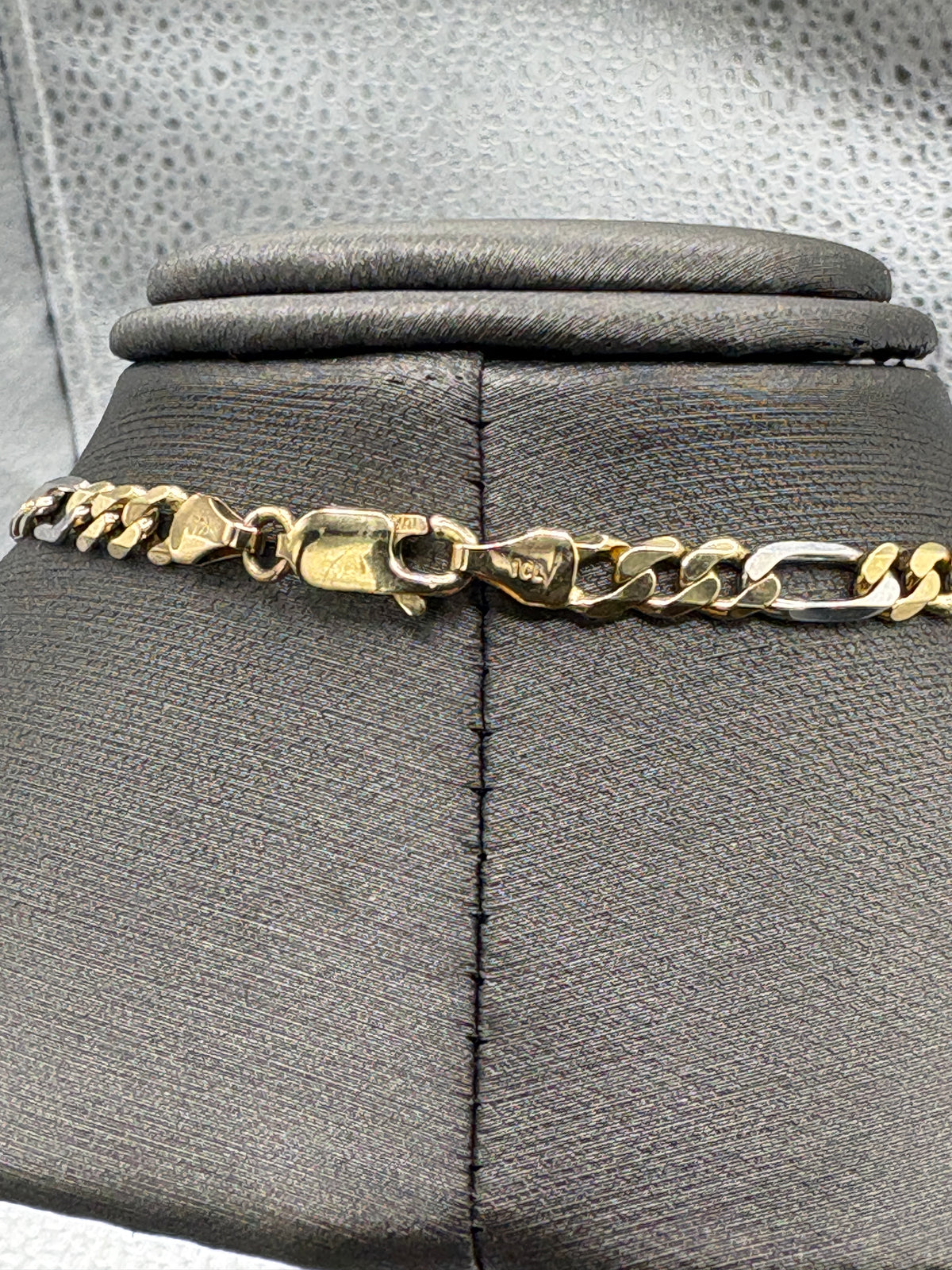 Ladies/ Gents 14 Karat White & Yellow Gold Figeroe Link Chain