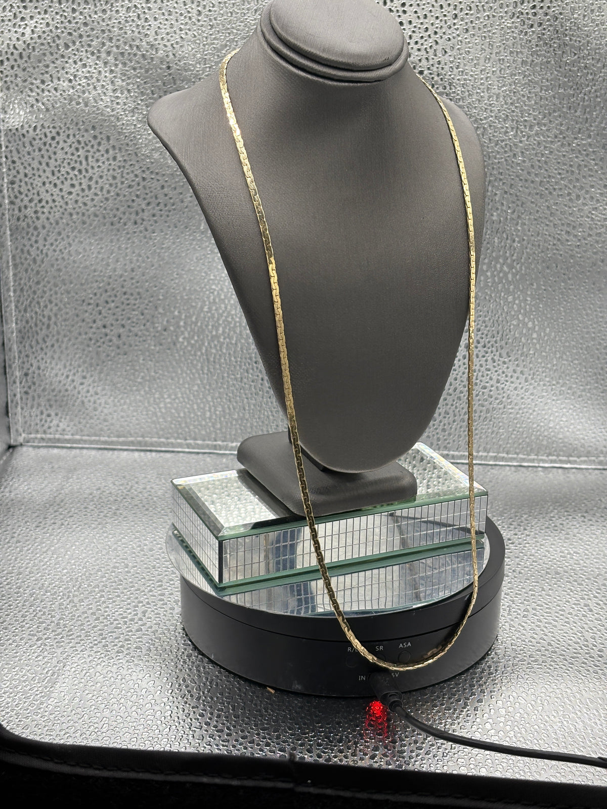 Ladies/Gents Vintage 14 Karat Yellow Gold Solid C Link Chain
