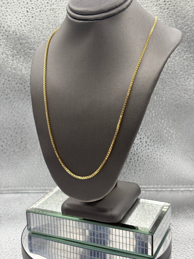 Ladies/Gents 18 Karat Yellow Gold Box Link Chain
