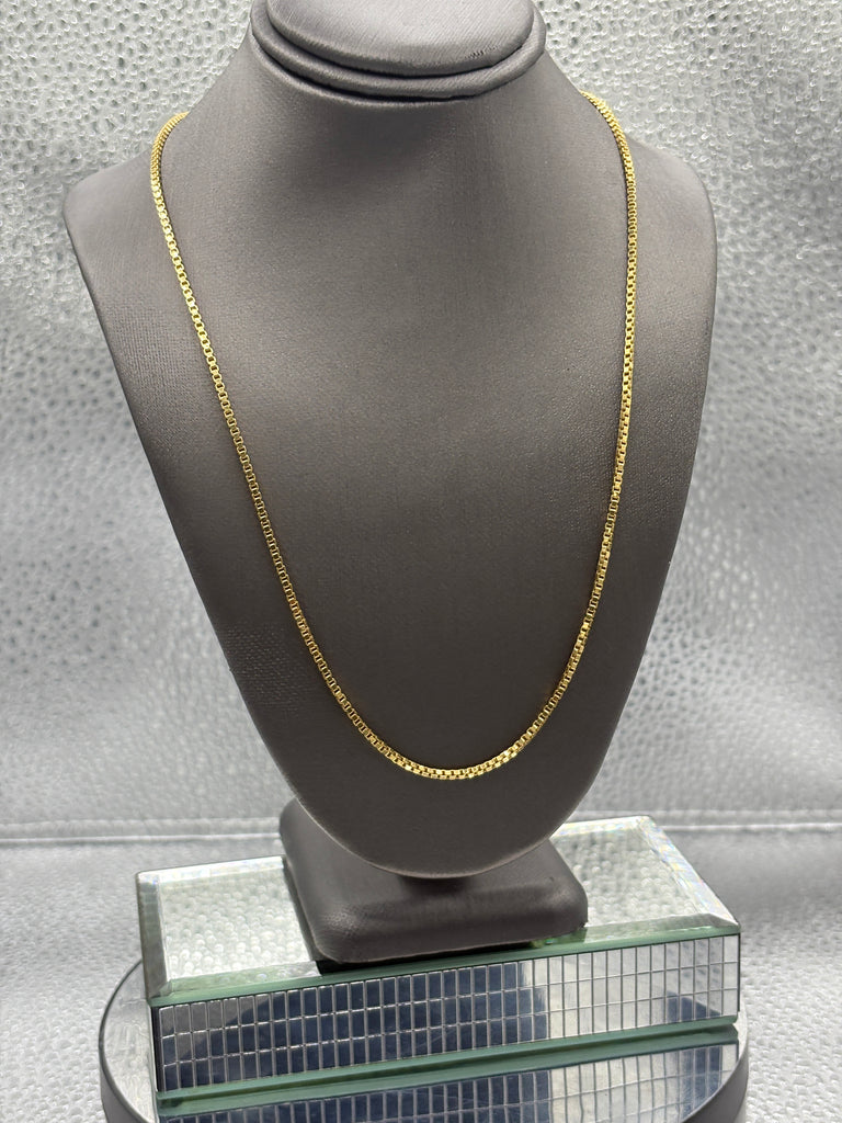 Ladies/Gents 18 Karat Yellow Gold Box Link Chain