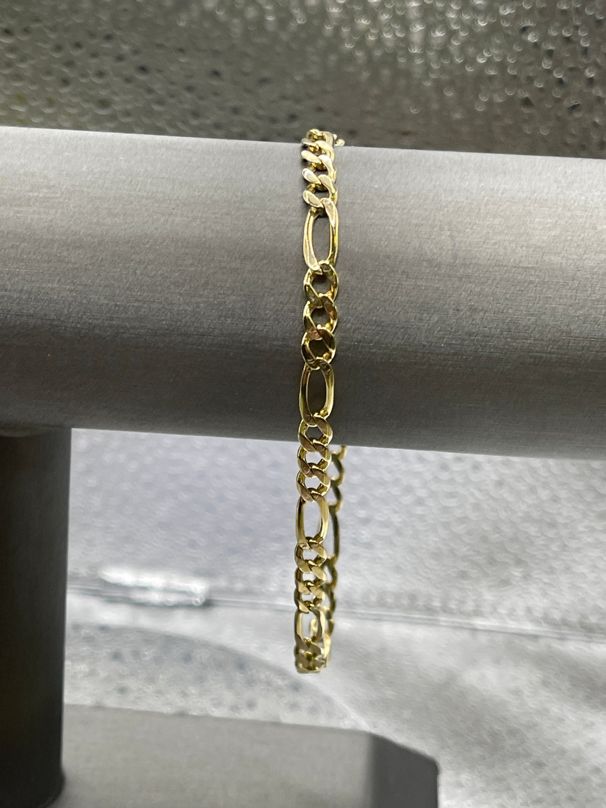 Ladies or Gents 14 Karat Yellow Gold Figaro Link Bracelet
