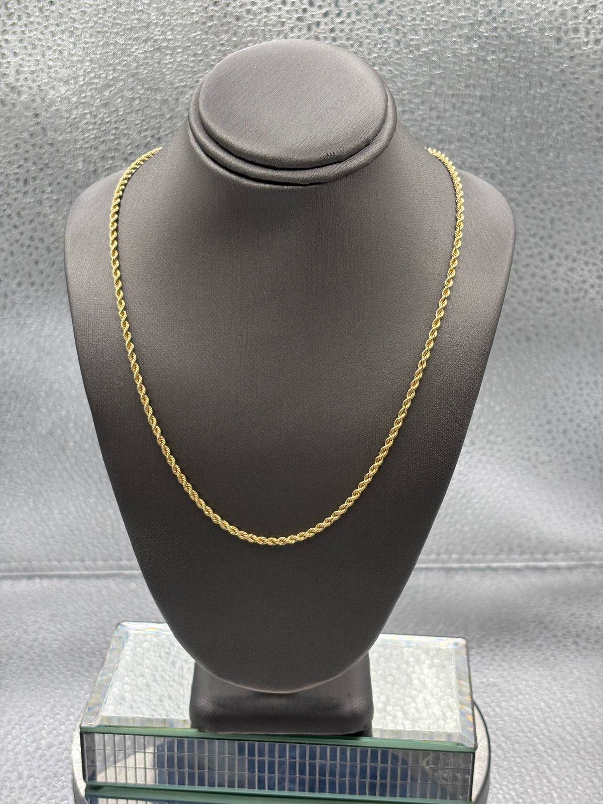 Ladies 14 Karat Yellow Gold Solid Diamond-Cut Rope Chain