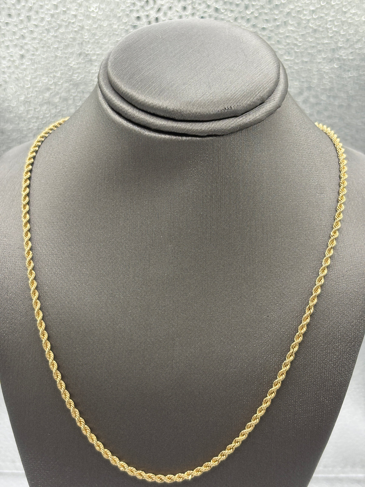 Ladies 14 Karat Yellow Gold Solid Diamond-Cut Rope Chain