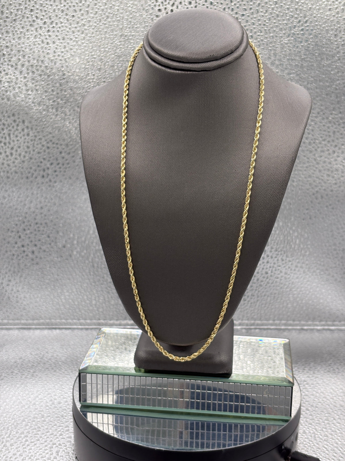 Ladies / Gents 14 Karat Yellow Gold Di-Cut Rope Chain
