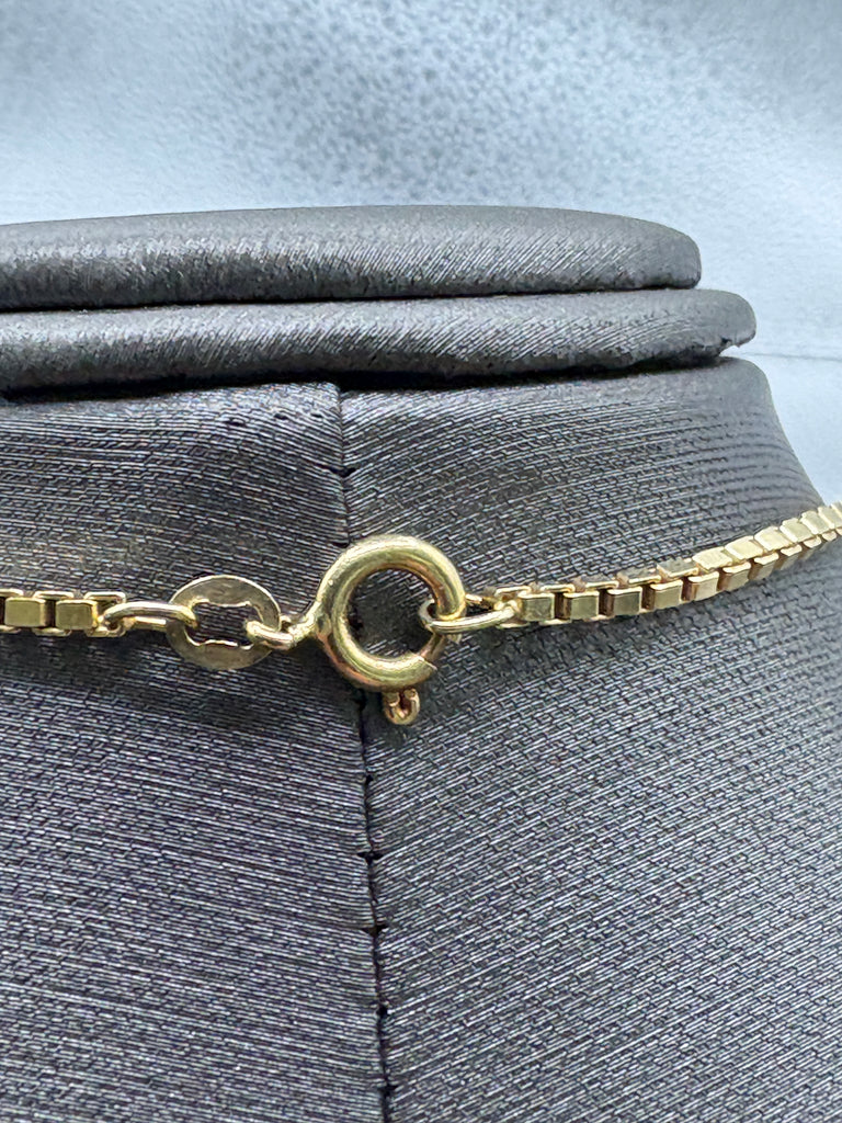 Ladies/Gents Vintage 14 Karat Yellow Gold Mirrored Box Chain