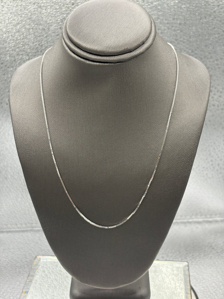 Ladies/ Gents 14 Karat White Gold Box Chain
