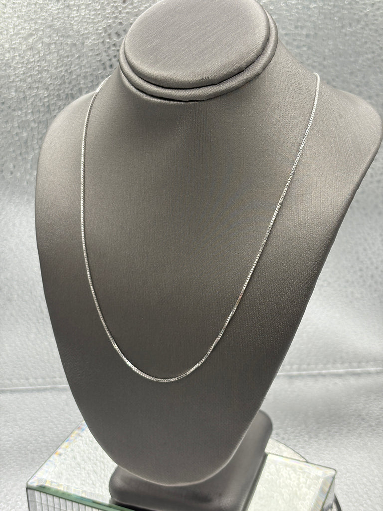 Ladies/ Gents 14 Karat White Gold Box Chain