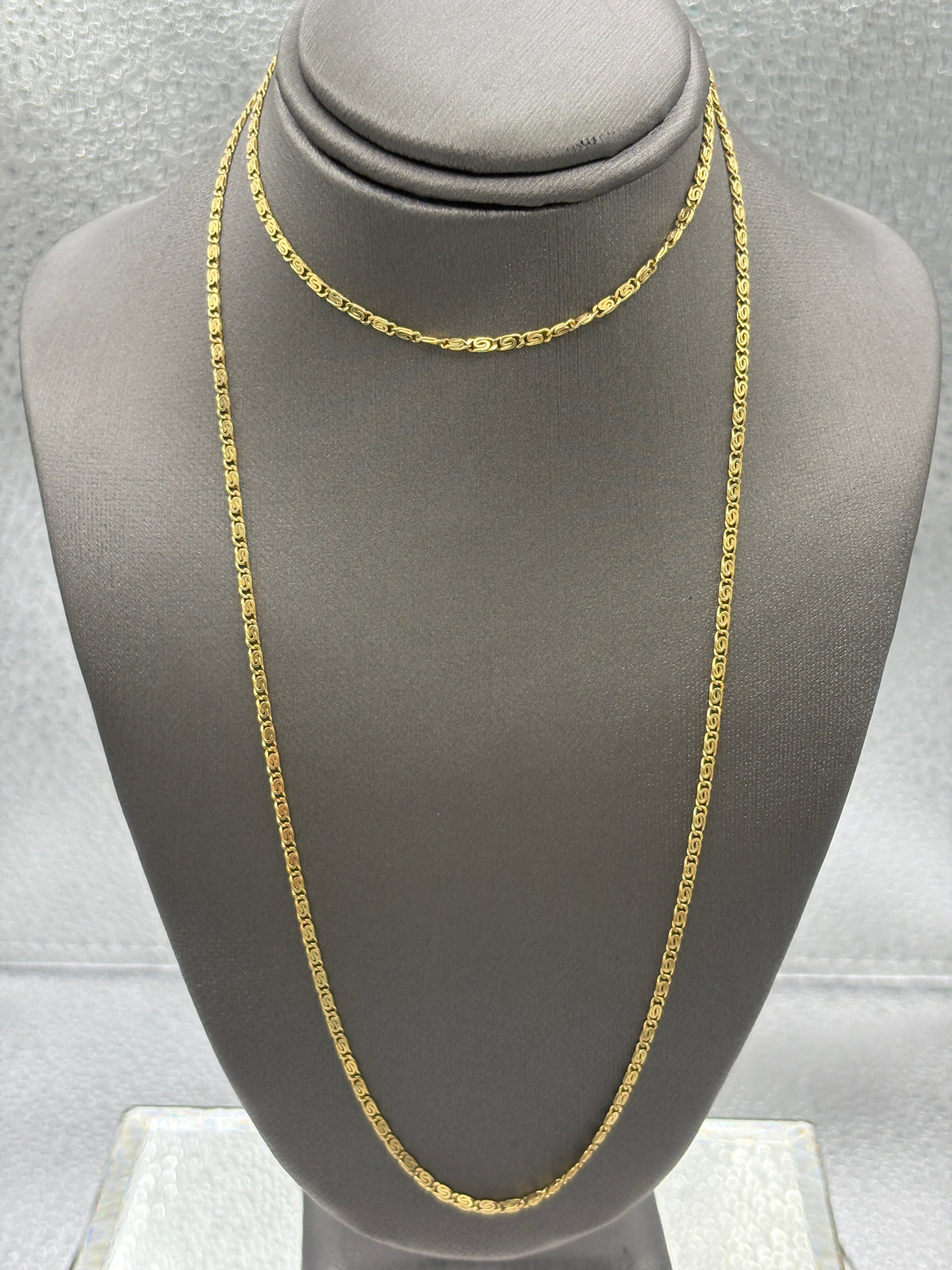 Ladies 18 Karat Yellow Gold Snail Link Chain