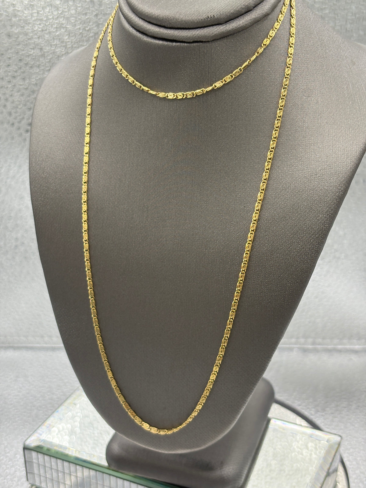 Ladies 18 Karat Yellow Gold Snail Link Chain
