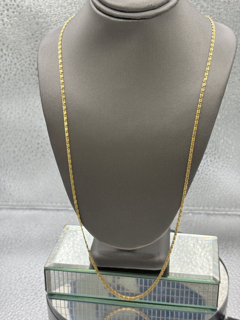 Ladies 18 Karat Yellow Gold Snail Link Chain