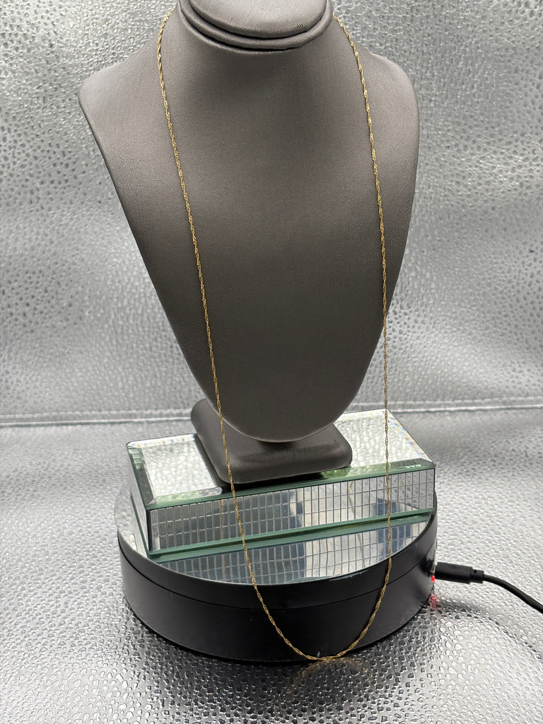 Ladies 14 Karat Yellow Gold Twisted Sparkle Link Chain