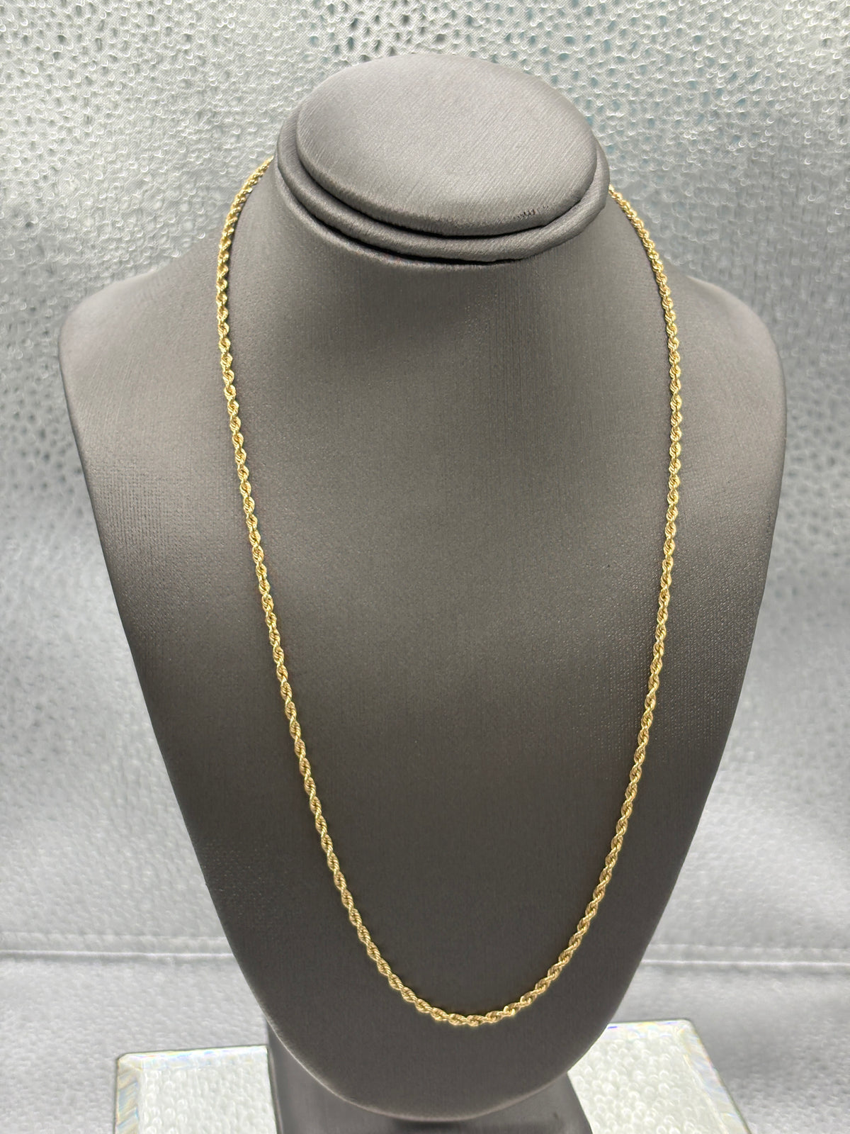 Ladies 14 Karat Yellow Gold Solid Di-Cut Rope Chain