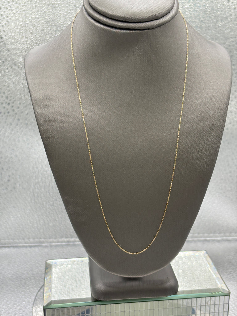 Ladies 14 Karat Yellow Gold Pendant Chain