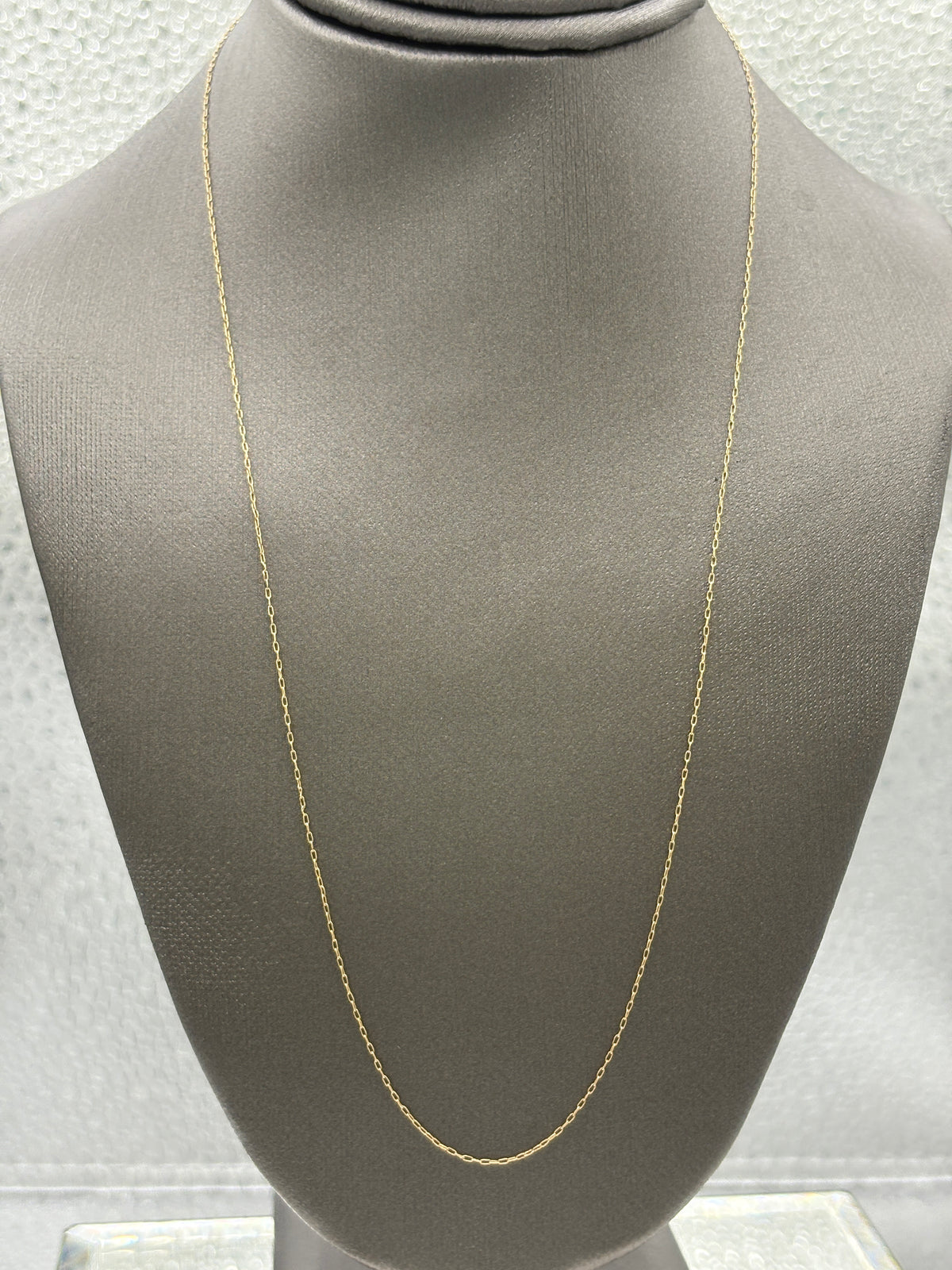 Ladies 14 Karat Yellow Gold Pendant Chain