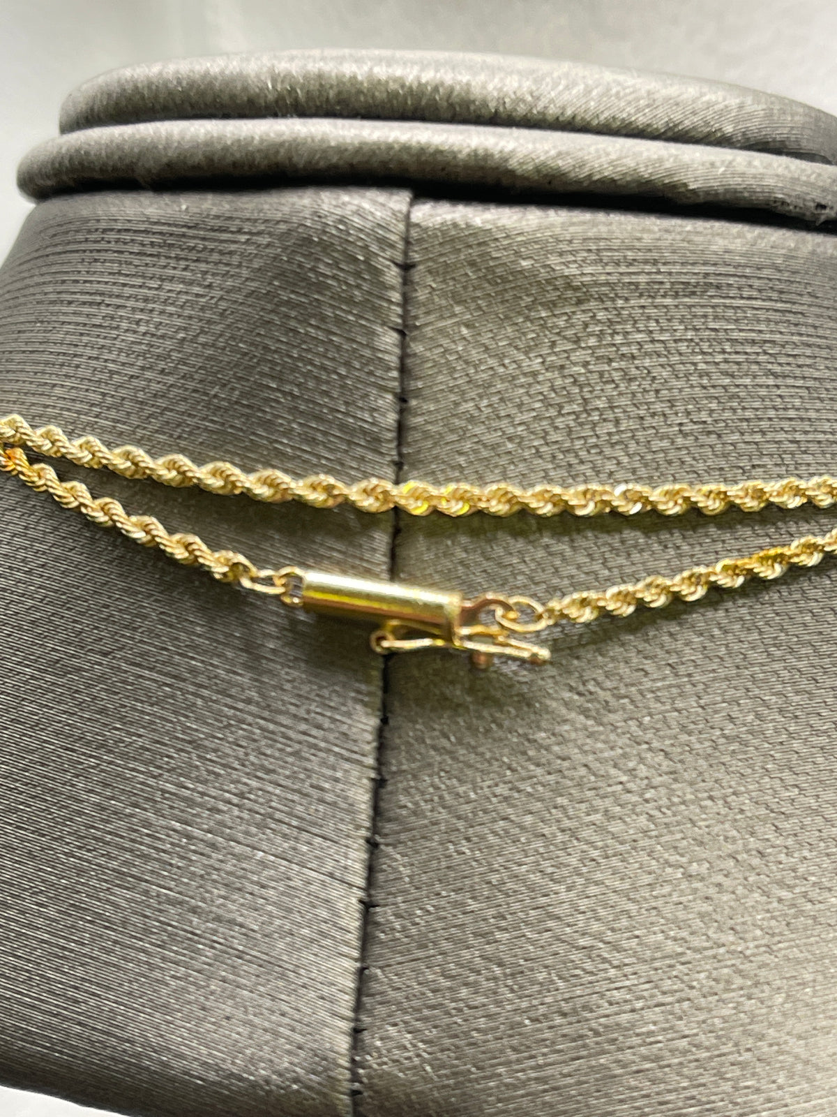 Ladies/Gents 14 Karat Yellow Gold Solid Diamond-Cut Rope Chain
