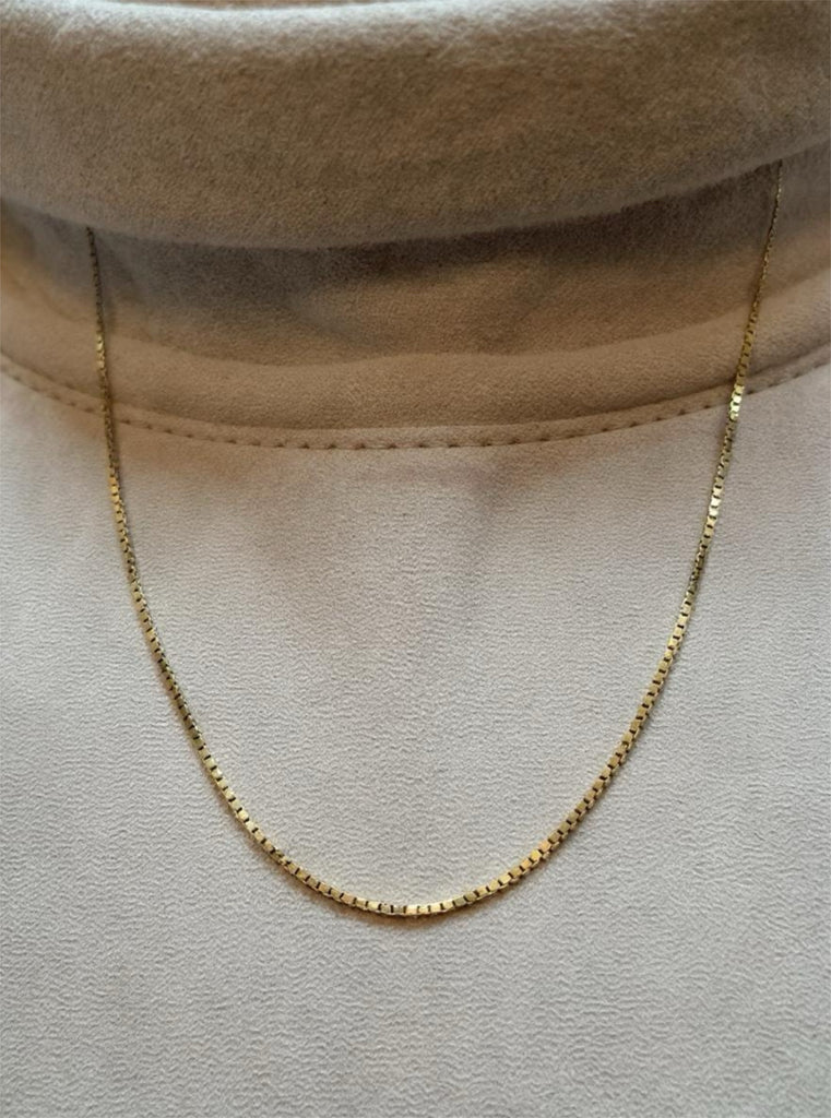Ladies/Gents Vintage 14 Karat Yellow Gold Mirrored Box Chain