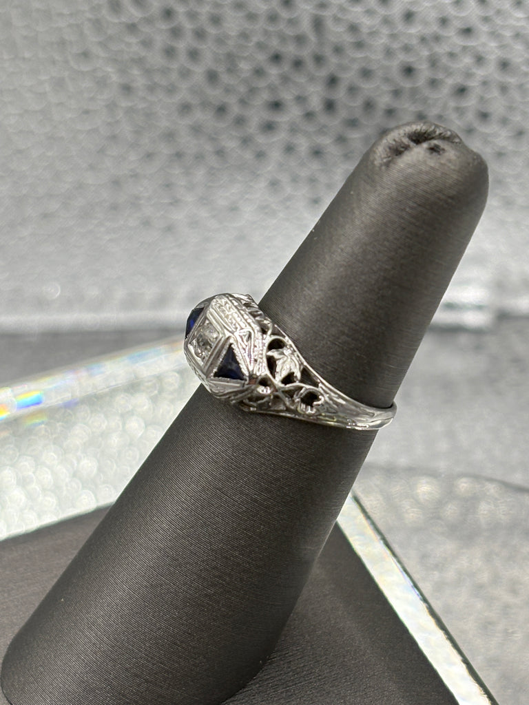 Antique European 20 Karat W/G Filagree Diamond & Sapphire Ring