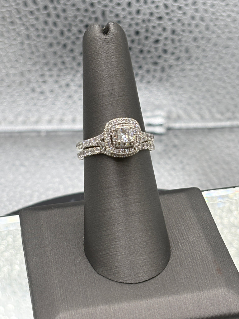 Vintage Neil Lane 14 Karat White Gold Diamond Wedding Set