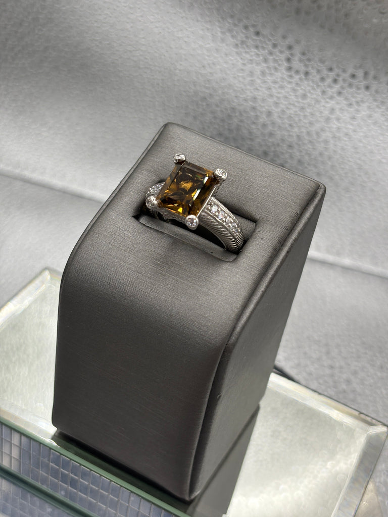 Ladies Vintage Judith Ripka Sterling Silver Emerald Cut Citrine Ring