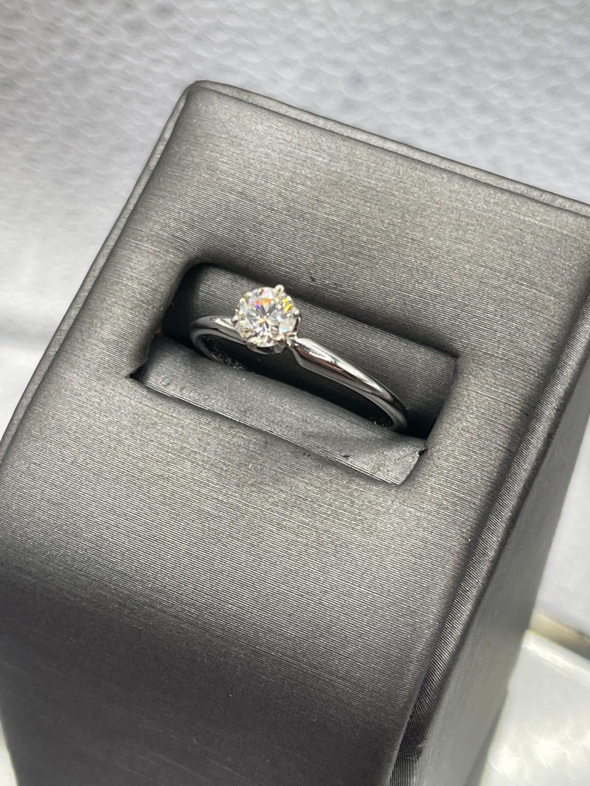 Ladies Elegant 14 Karat White Gold Diamond Solitaire Engagement Ring