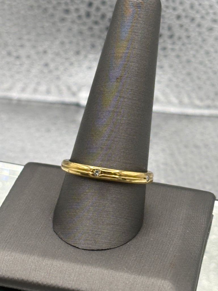 Ladies/Gents 18 Karat Yellow Gold Diamond Band