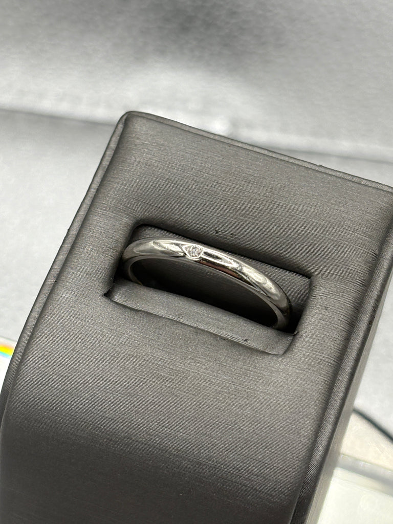Tiffany & Co Vintage 950 Platinum Diamond Solitaire Band