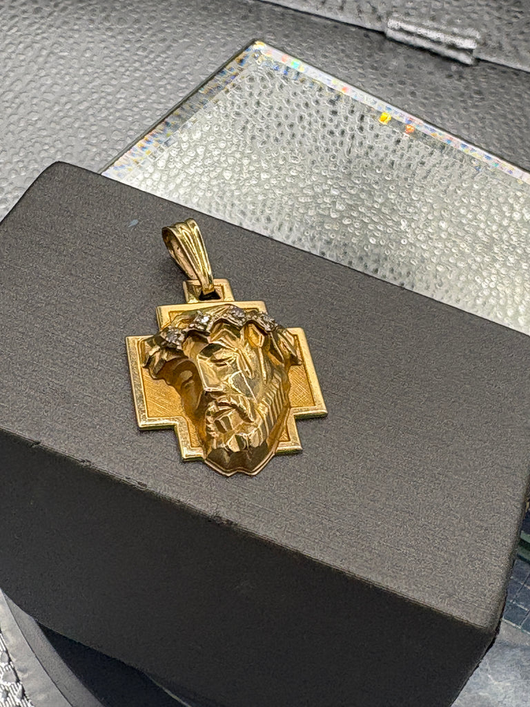 Classic 14 Karat Yellow Gold Jesus Diamond Head Pendant